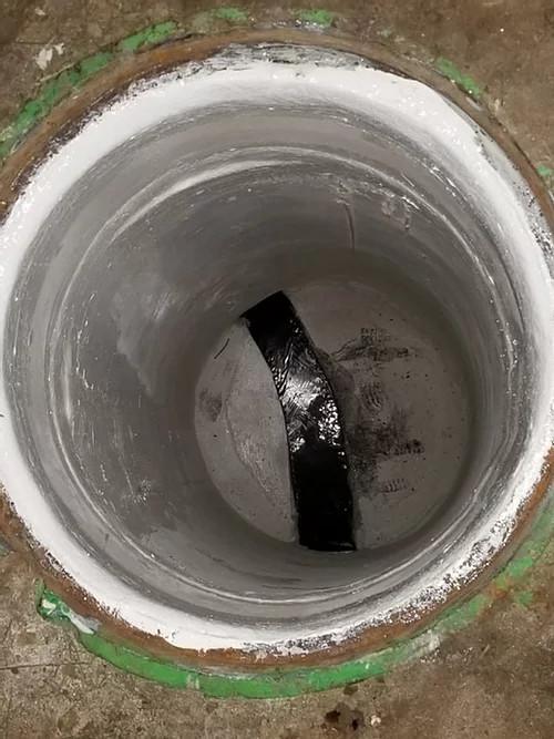 Resinating Fiberglass Expansion Liners Nutmeg Utility Products, Inc.